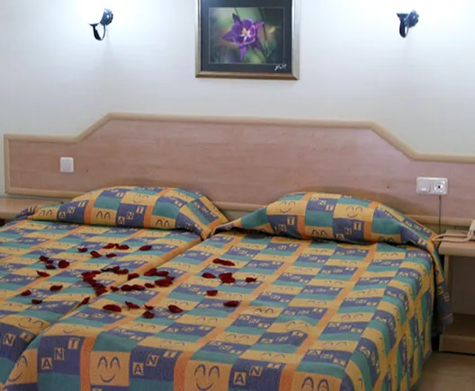 Fethiye Ant Apart Hotel Duplex Apartment room and bed for double